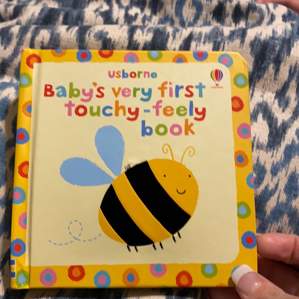Babies very first touchy-feely book